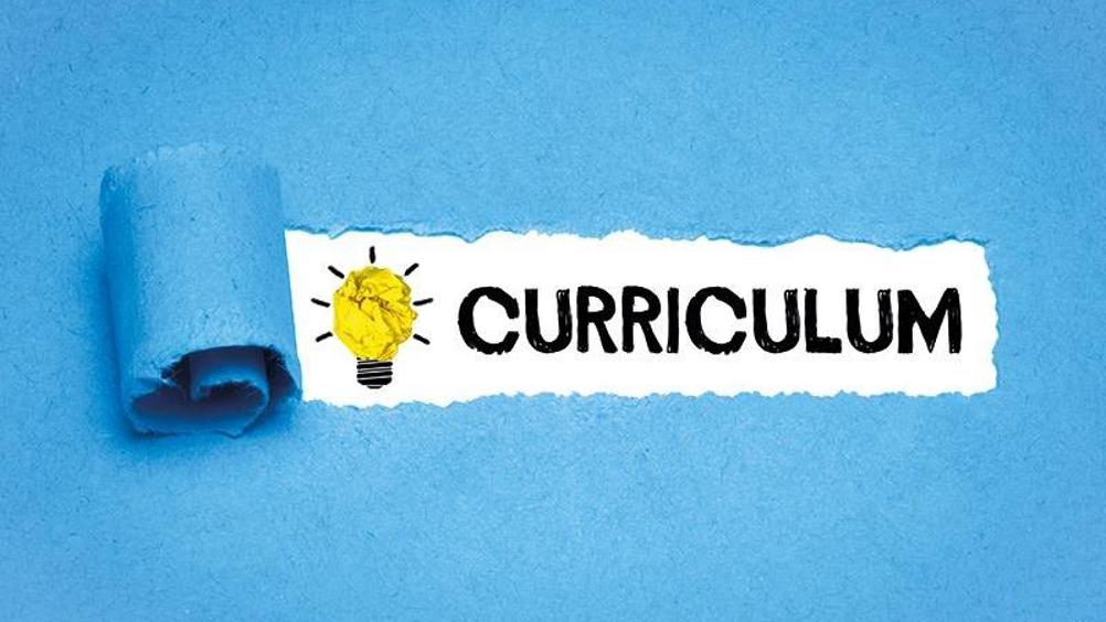 How do we know our curriculum is any good? school education lessons  extra-curricular classrooms